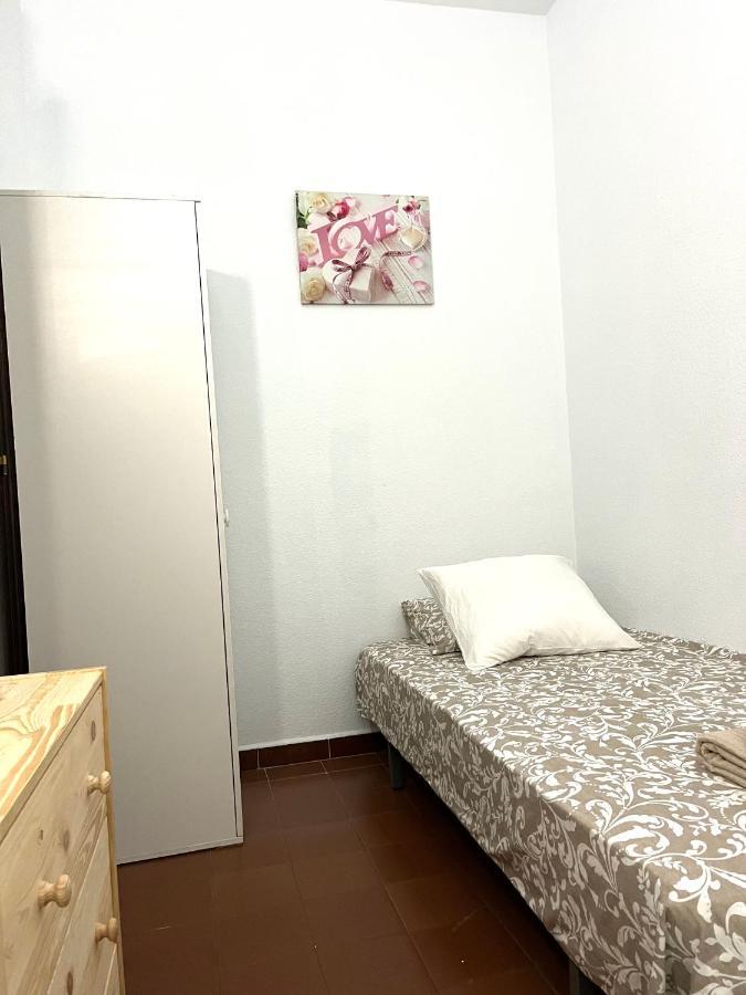 Camp Nou Wifi Apartment *